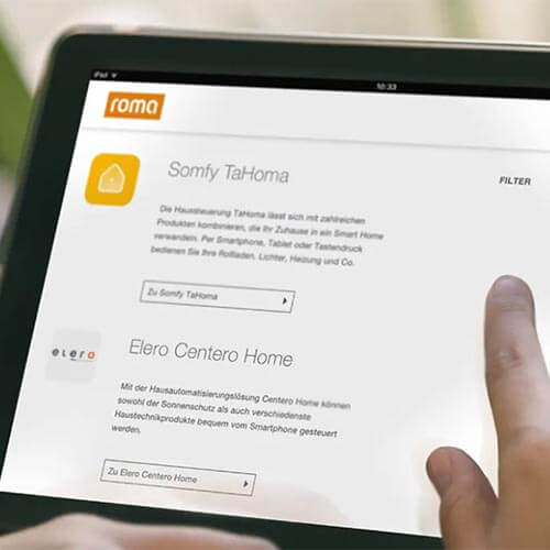 Foto von einem iPad mit der Website des Herstellers roma